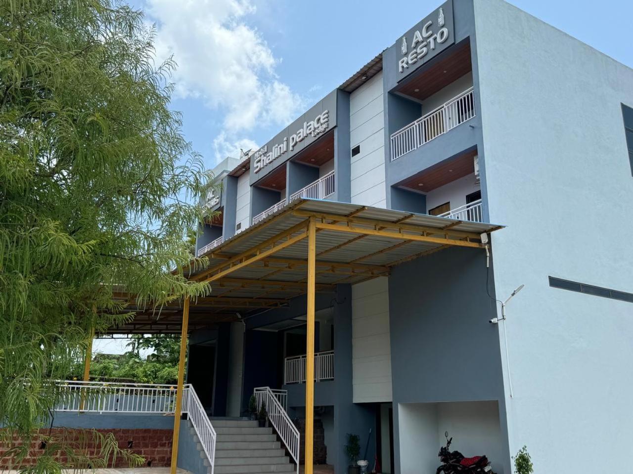 Hotel Shalini Palace Ratnāgiri Exteriér fotografie