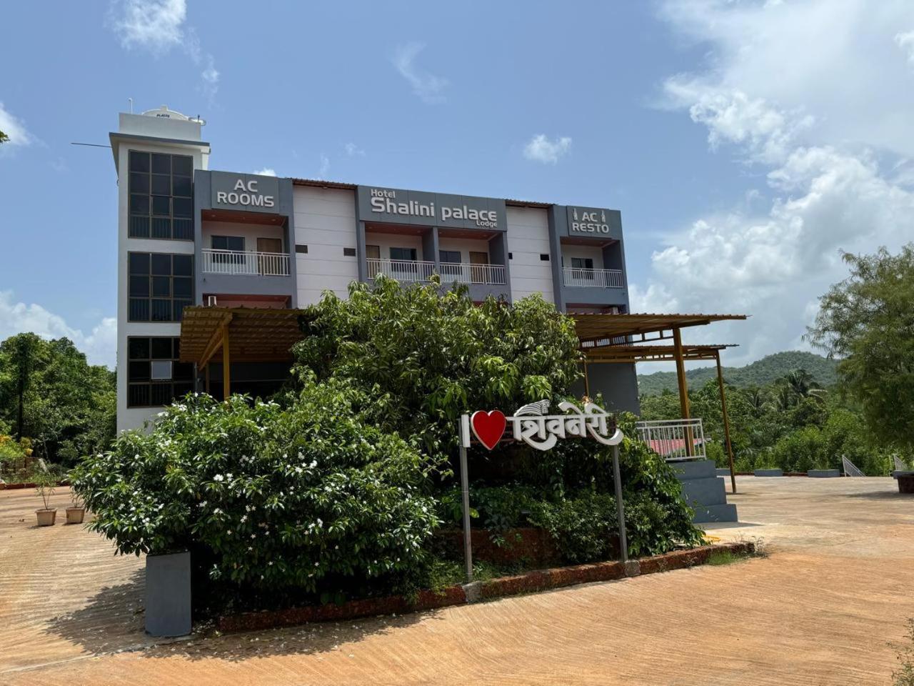 Hotel Shalini Palace Ratnāgiri Exteriér fotografie